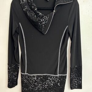 Athletic tunic Elegant Black Women's Top with Lace Accents